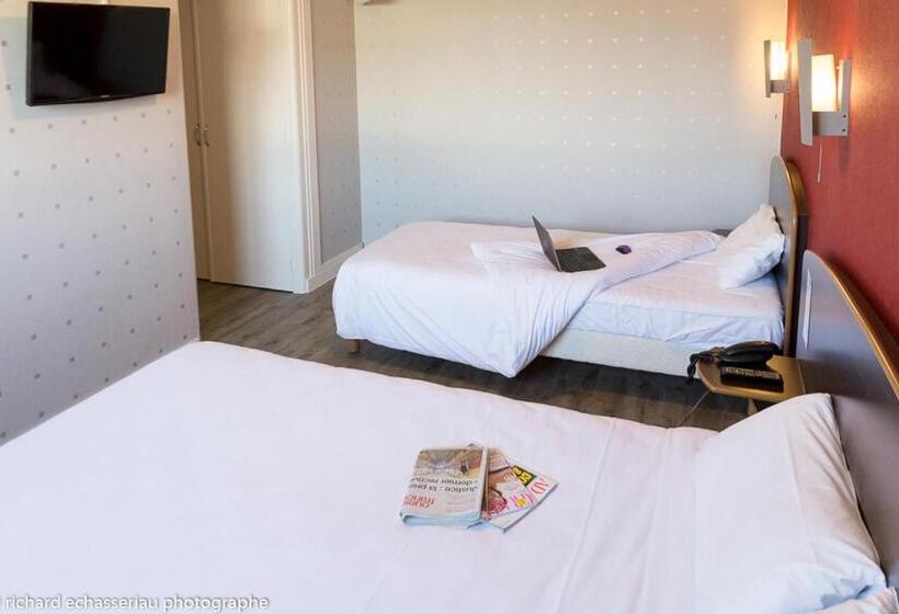 اتاق استاندارد چهار تخته, Hôtel De La Vendée