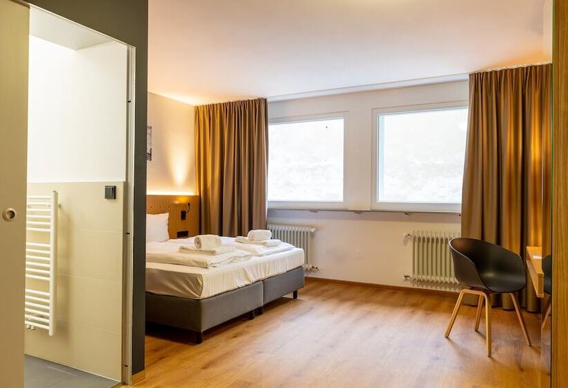 اتاق استاندارد, Mk Hotel Frankfurt