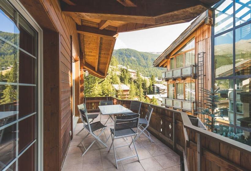 1 Bedroom Duplex Apartment, Mountain Exposure Luxury Chalets & Penthouses & Apartments