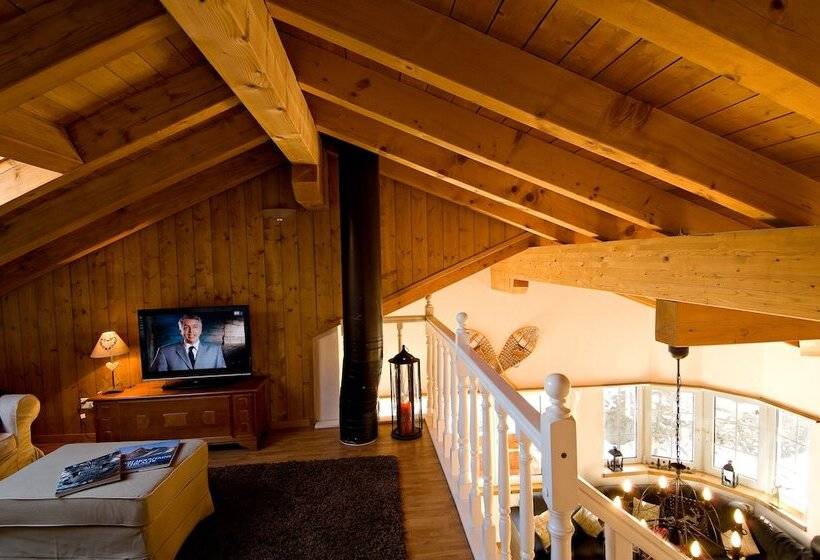 1 Bedroom Duplex Apartment, Mountain Exposure Luxury Chalets & Penthouses & Apartments