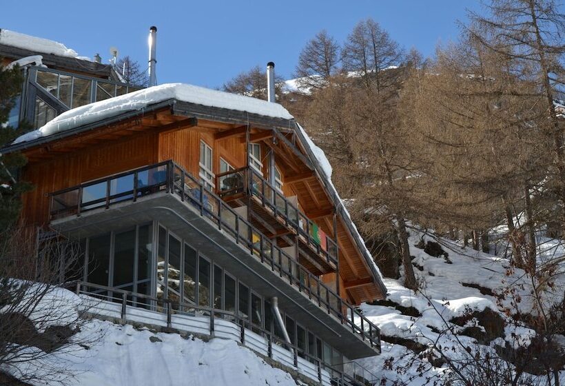 3-Bedroom Deluxe Apartment, Mountain Exposure Luxury Chalets & Penthouses & Apartments