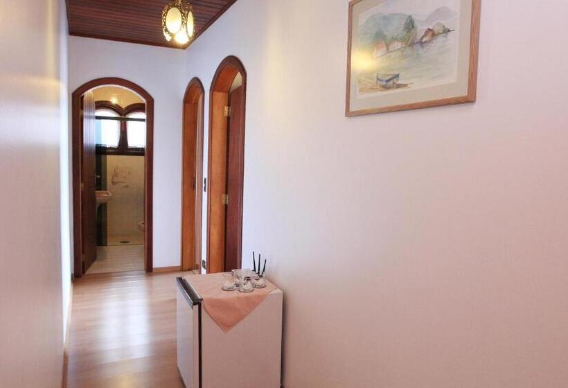 2 Bedroom Family Apartment, Pousada Recanto Almeida