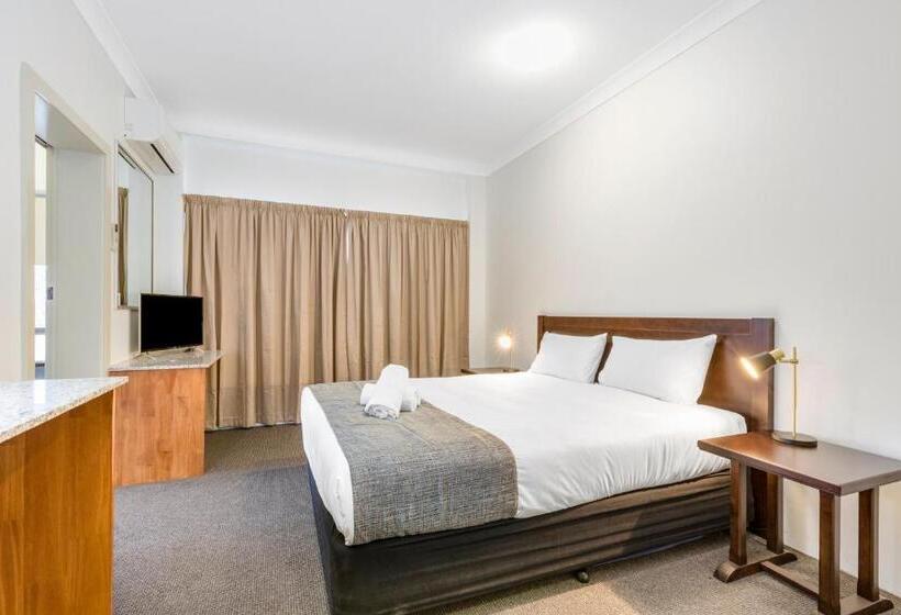 Deluxe Suite King Bed, Rockhampton Riverside Central