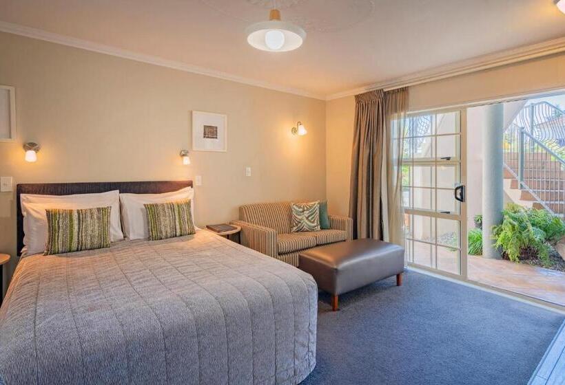 استودیوی سوپریور, Silver Fern Rotorua Suites & Spa