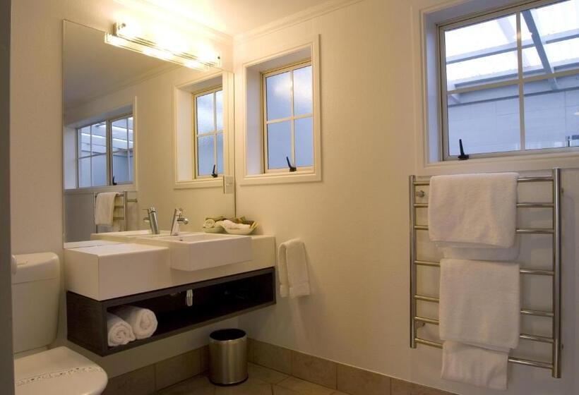 سوییت اجرایی, Silver Fern Rotorua Suites & Spa
