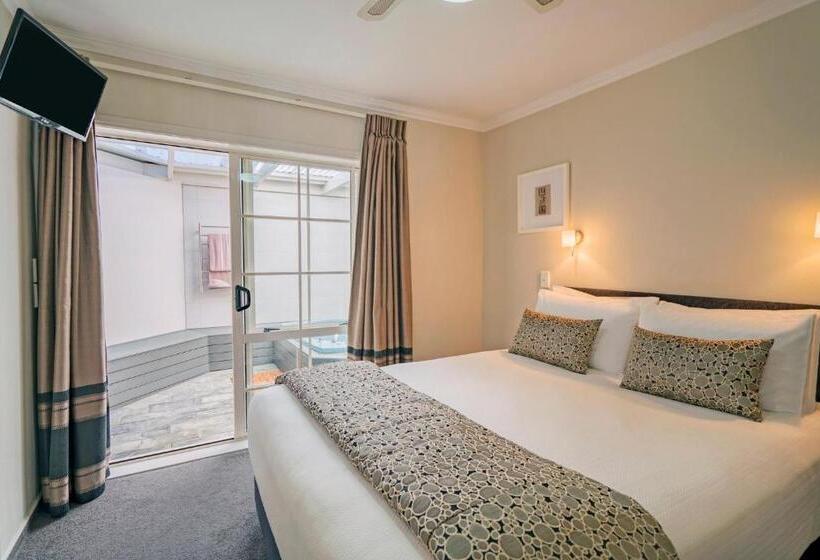 سوییت اجرایی, Silver Fern Rotorua Suites & Spa