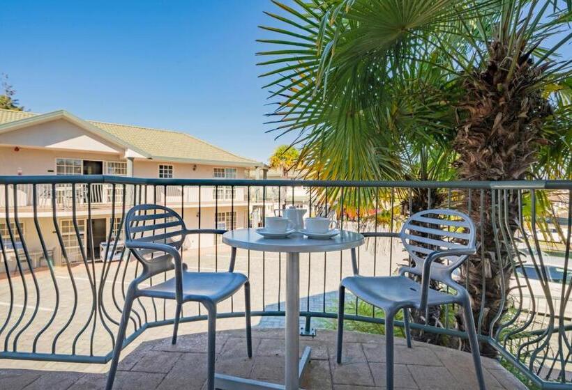 سوییت با استخر, Silver Fern Rotorua Suites & Spa