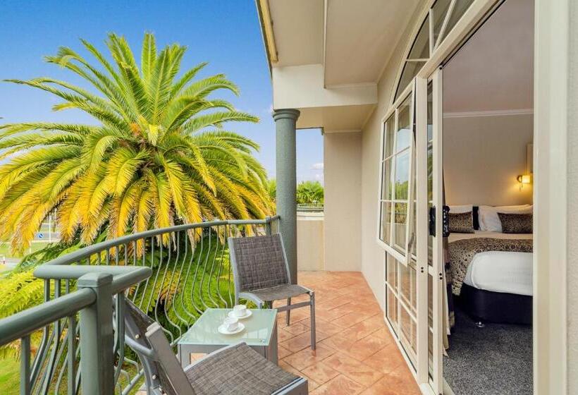 استودیو اجرایی, Silver Fern Rotorua Suites & Spa