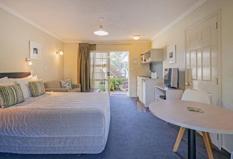استودیوی سوپریور, Silver Fern Rotorua Suites & Spa