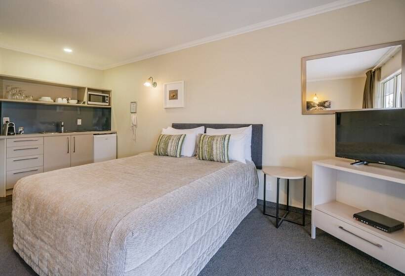 سوییت خانوادگی, Silver Fern Rotorua Suites & Spa