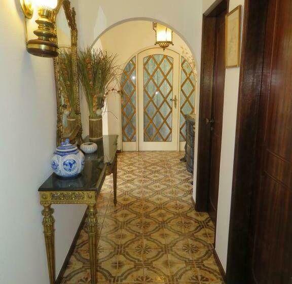 标准间, Villa Alcaide