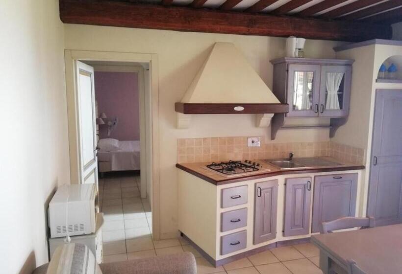 آپارتمان 2 خوابه, Residence Borgo Felciaione