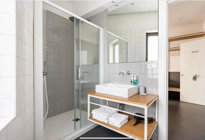 اتاق سوپریور با تخت بزرگ, Delle Rose Inn