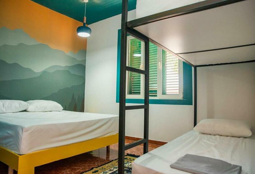 اتاق استاندارد با چشم‌انداز شهر, Our Way Guest House & Hostel
