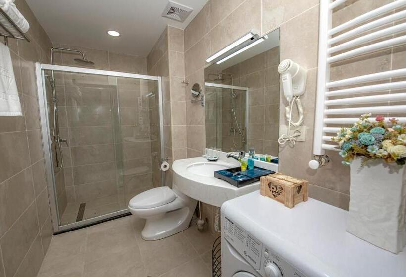 اتاق استاندارد, Crystal Resort