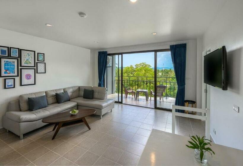 سوئیت با تخت بزرگ, Maikhao Hotel, Phuket