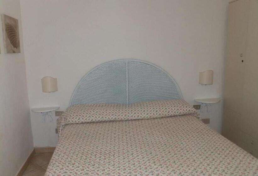 آپارتمان 2 خوابه با چشم‌انداز دریا, Villaggio Est A Capo Coda Cavallo San Teodoro
