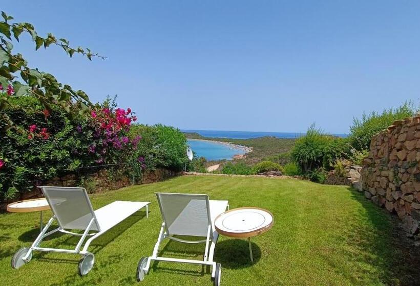 آپارتمان 3 خوابه با چشم‌انداز دریا, Villaggio Est A Capo Coda Cavallo San Teodoro