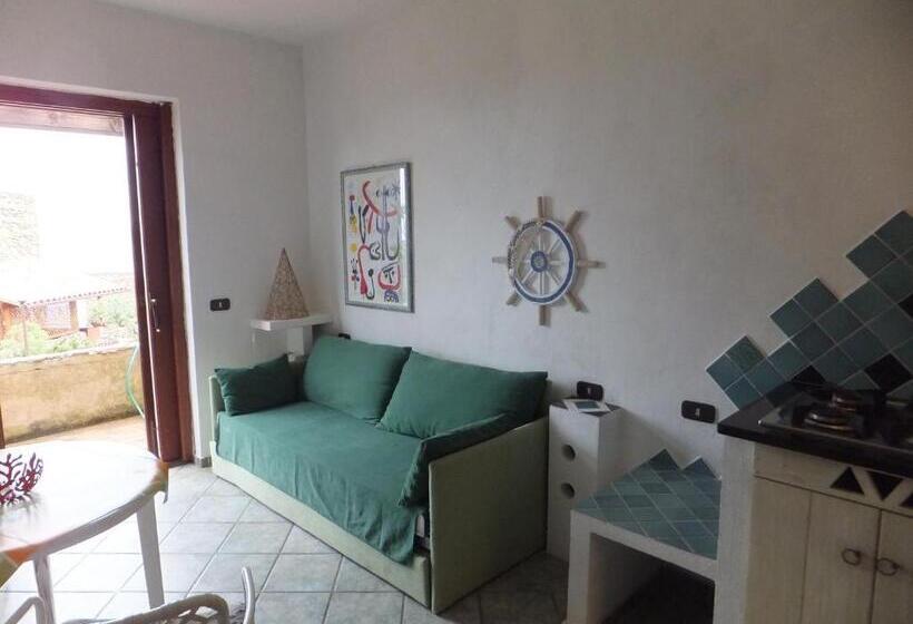 استودیوی استاندارد, Villaggio Est A Capo Coda Cavallo San Teodoro