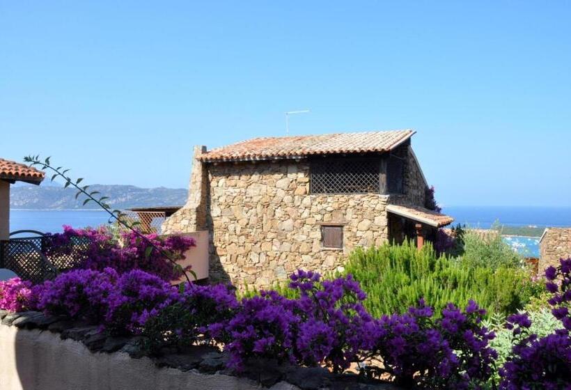 استودیوی استاندارد, Villaggio Est A Capo Coda Cavallo San Teodoro