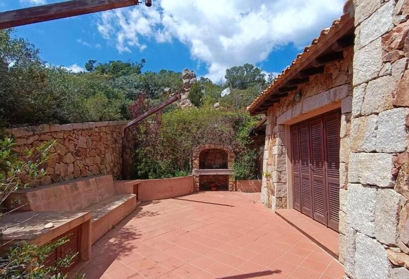 استودیو استاندارد با تراس, Villaggio Est A Capo Coda Cavallo San Teodoro