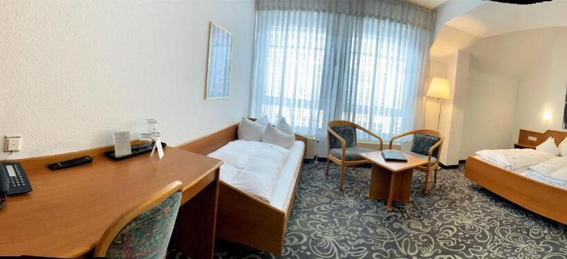 스탠다드 트리플 룸, Alfa Hotel   Superior