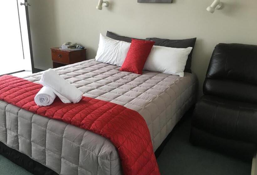 استودیوی لوکس, Ascot Oamaru Motel