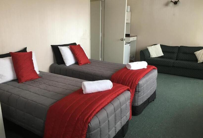 استودیوی استاندارد, Ascot Oamaru Motel