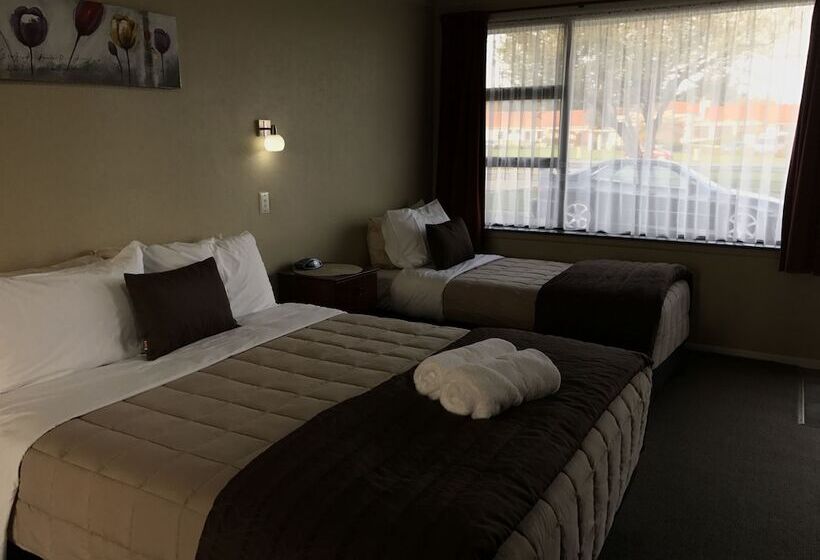 استودیوی لوکس, Ascot Oamaru Motel