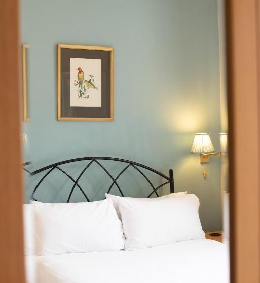 اتاق استاندارد, Corinium Hotel & Restaurant