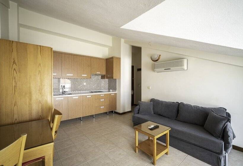 آپارتمان اکونومی 1 خوابه, Fora Apart