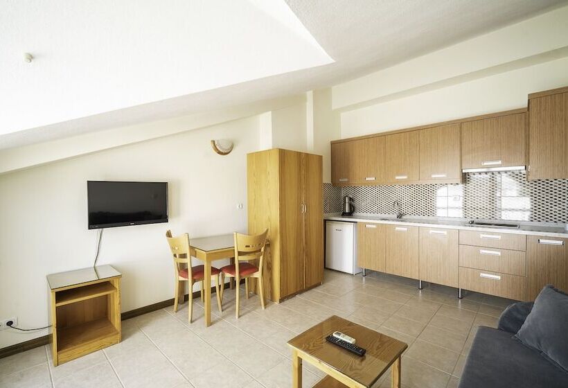 آپارتمان اکونومی 1 خوابه, Fora Apart