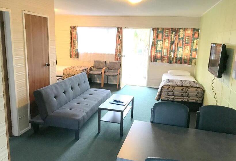 اتاق کلاسیک خانوادگی, Greenview Motel