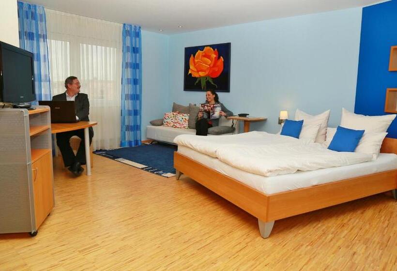 Standard Room, Am Froschbächel