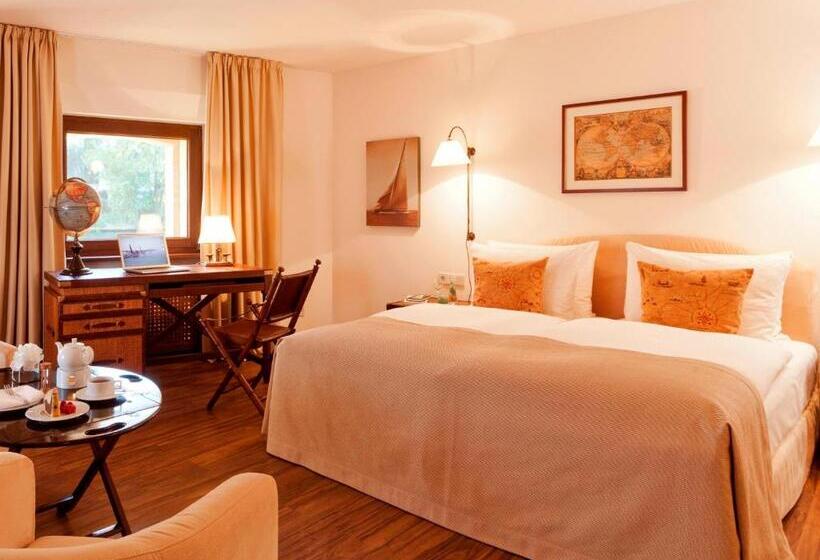 اتاق اجرایی, Abion Villa Suites