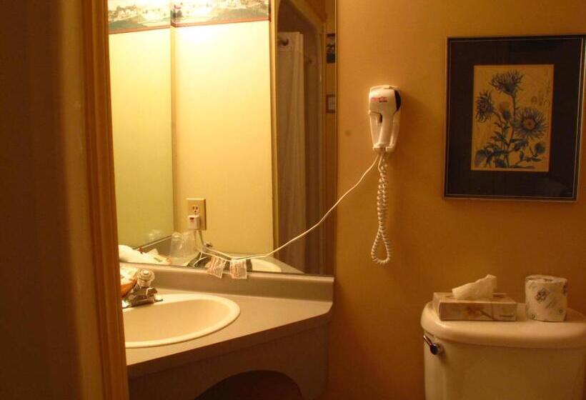 اتاق استاندارد در طبقه همکف, Brigantine Inn & Suites