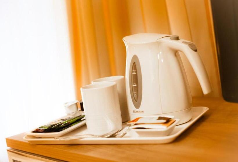اتاق استاندارد, Carlton Mayfair