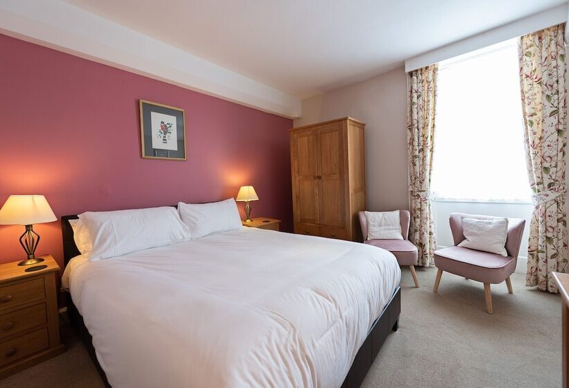 اتاق استاندارد, Corinium Hotel & Restaurant