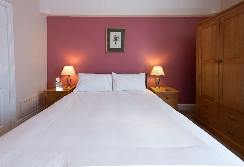 اتاق استاندارد, Corinium Hotel & Restaurant
