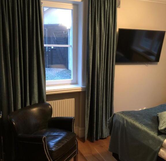 스탠다드 룸 킹사이즈 침대, Donners Hotell