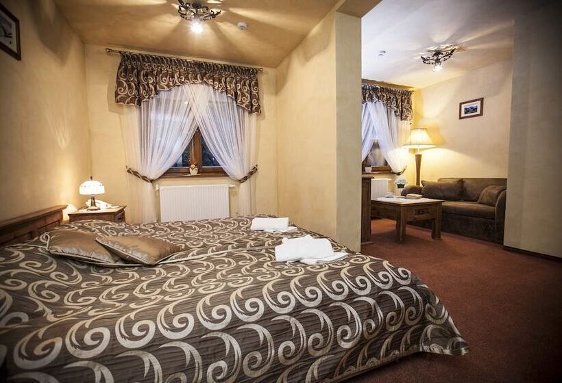 Deluxe Room with Balcony, Dwor Karolowka