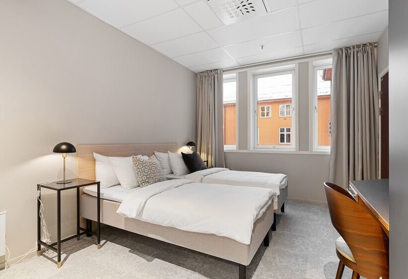 Luxuszimmer mit Meerblick, Enter St Elisabeth