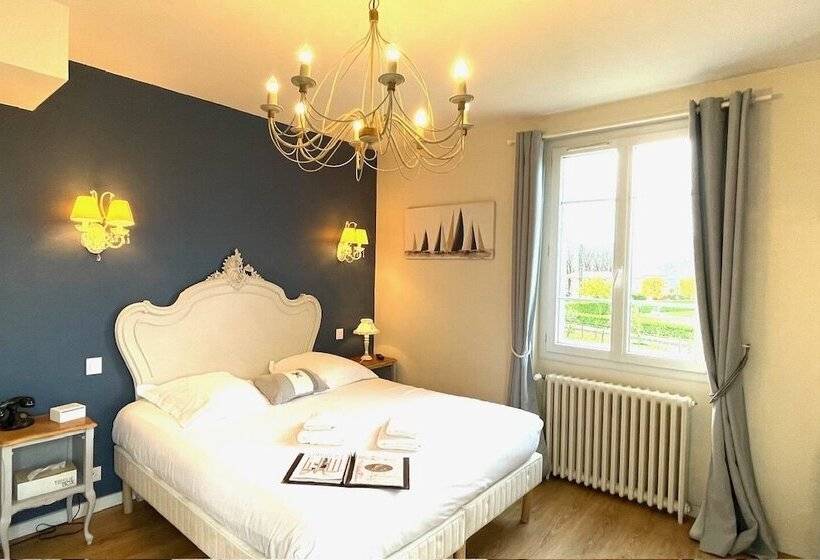 اتاق سوپریور سه تخته, La Villa Les Mots Passants