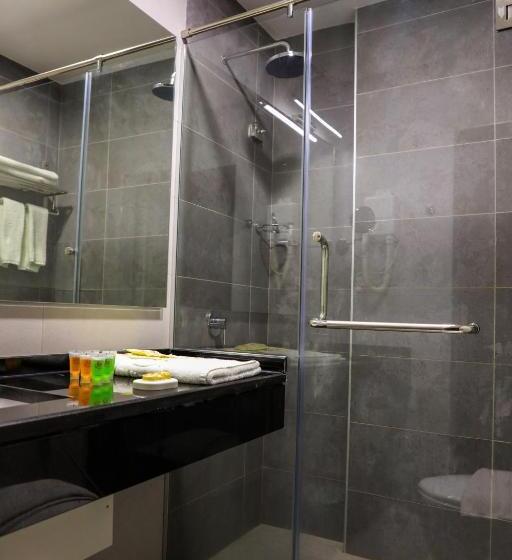 اتاق استاندارد سه نفره, My Luxury