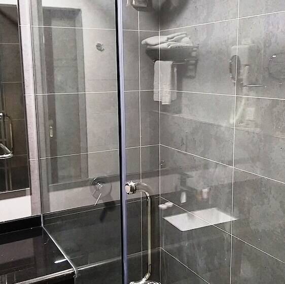 اتاق استاندارد, My Luxury
