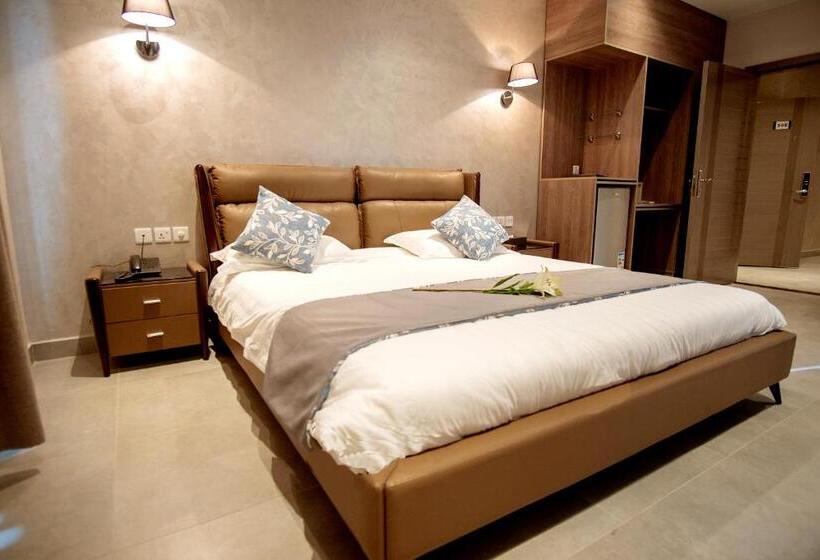 سوییت سوپریور, My Luxury