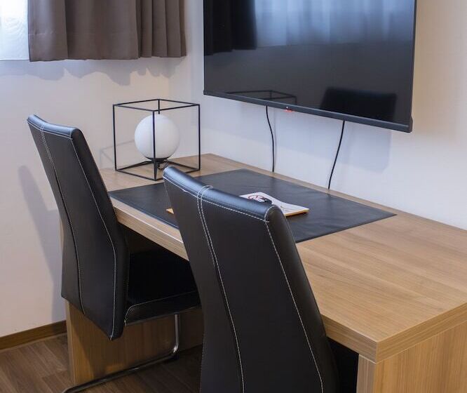 اتاق استاندارد, Orange Hotel Und Apartments