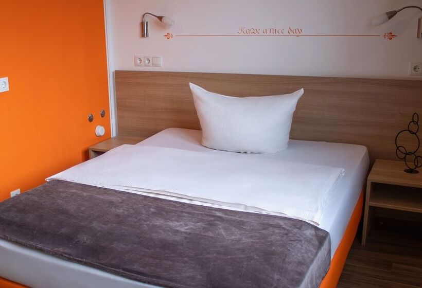 اتاق راحتی یک تخته, Orange Hotel Und Apartments