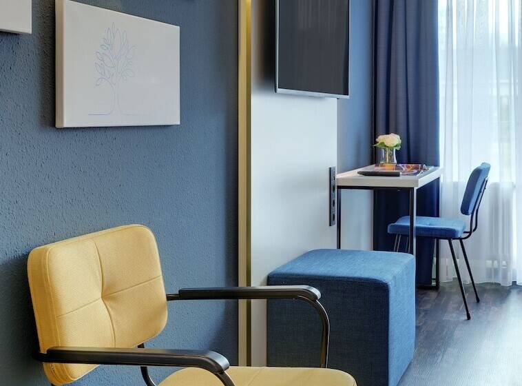 اتاق استاندارد, The Yard Bad Honnef