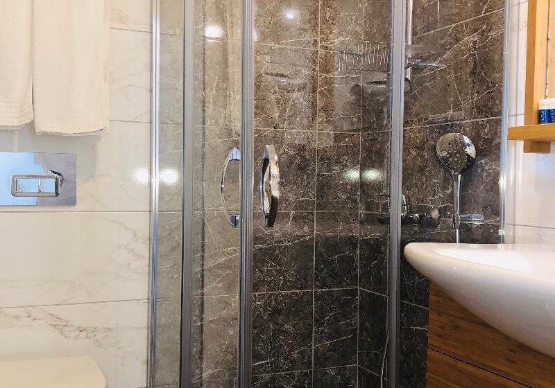 اتاق استاندارد سه نفره, My Marin Otel